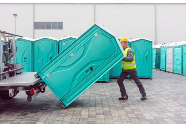 Best Portable restroom trailer rental  in Morrisonvle, IL